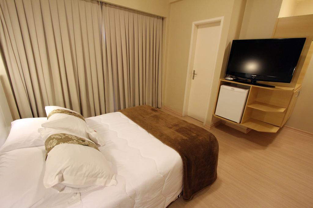 פלוטאס Hotel Curi Executive חדר תמונה