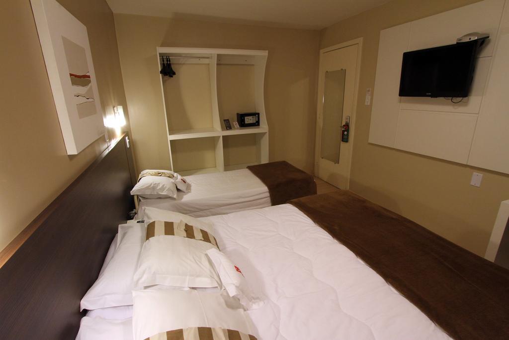 פלוטאס Hotel Curi Executive חדר תמונה