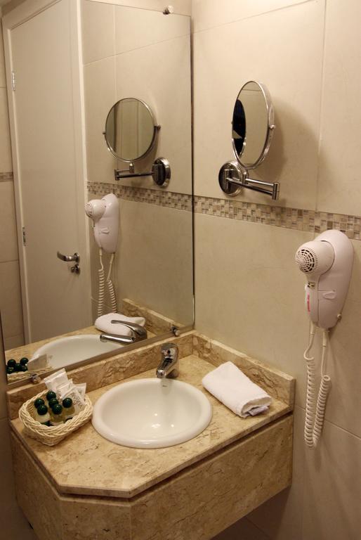 פלוטאס Hotel Curi Executive חדר תמונה